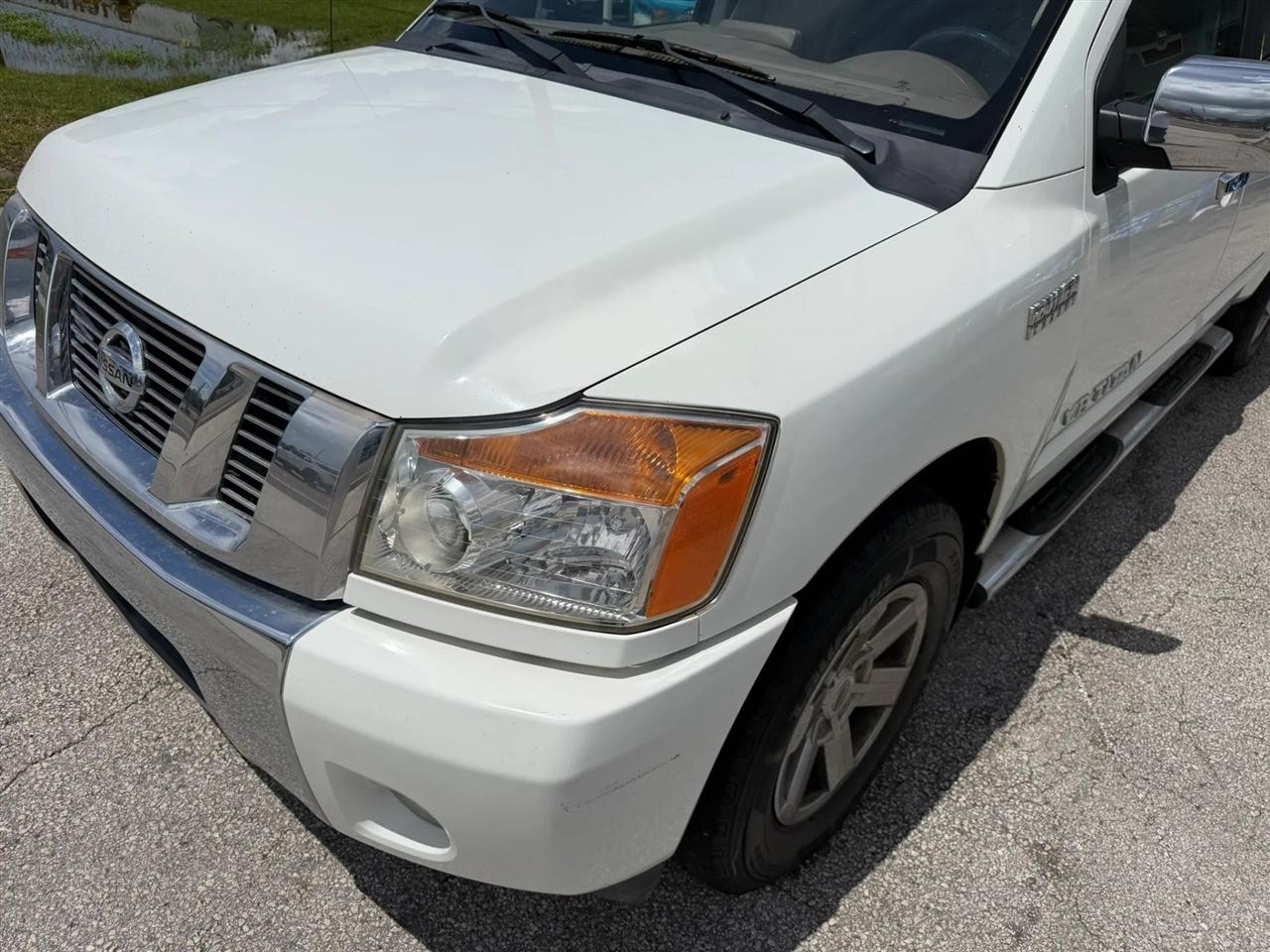Nissan Titan SV Crew Cab 2WD 2014