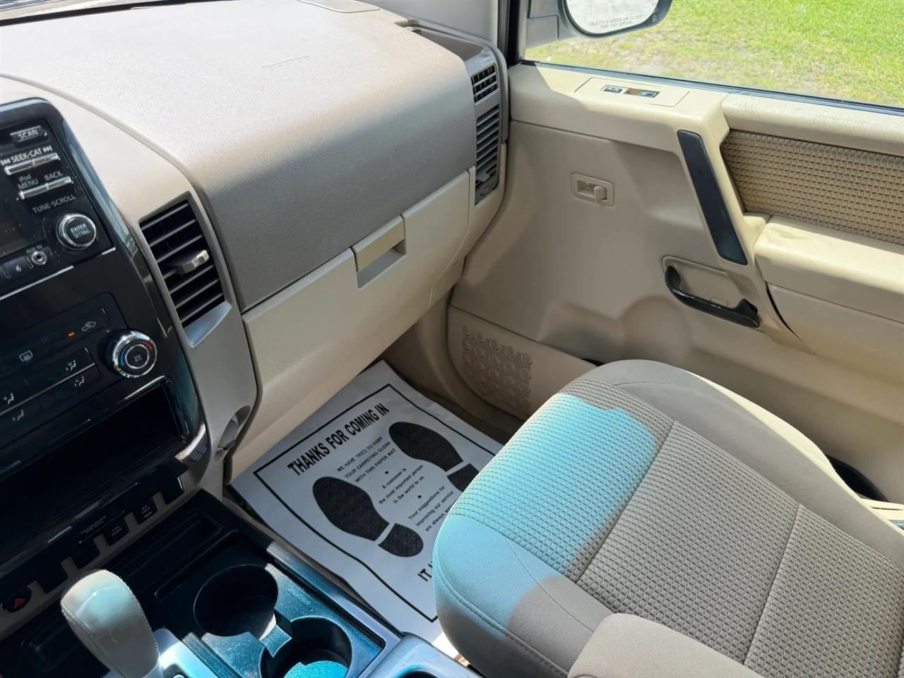 Nissan Titan SV Crew Cab 2WD 2014