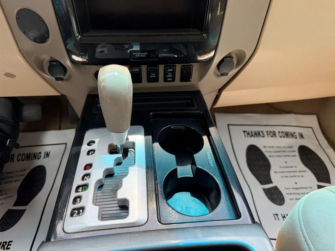 Nissan Titan SV Crew Cab 2WD 2014