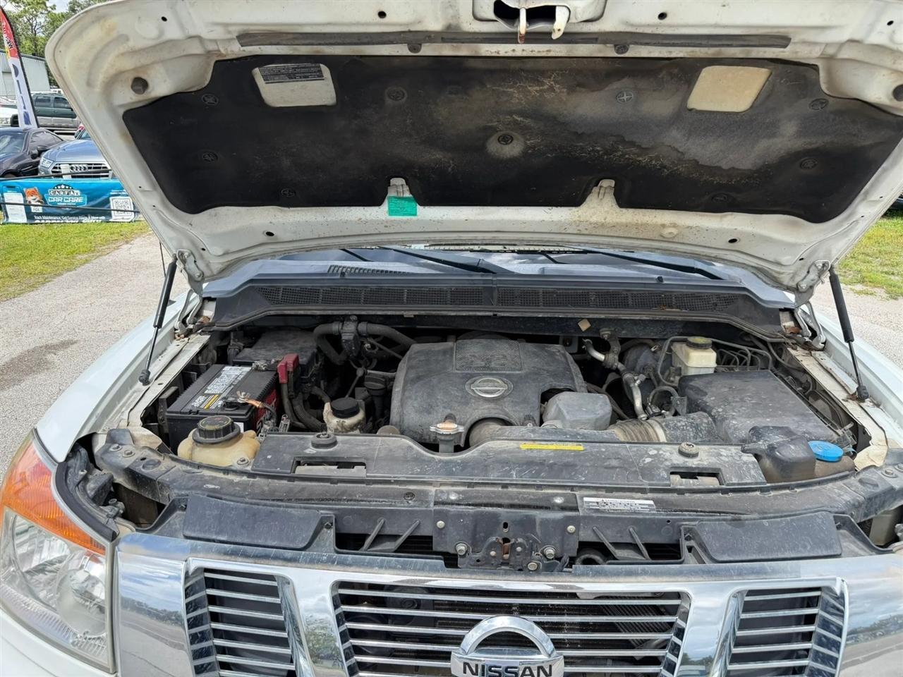 Nissan Titan SV Crew Cab 2WD 2014