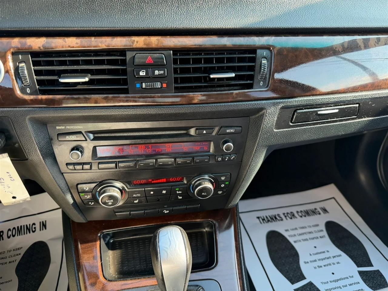 BMW 3-Series 328i xDrive 2011