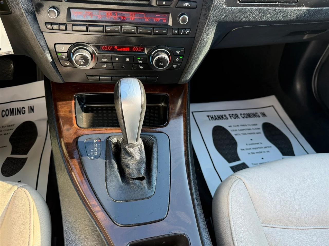 BMW 3-Series 328i xDrive 2011