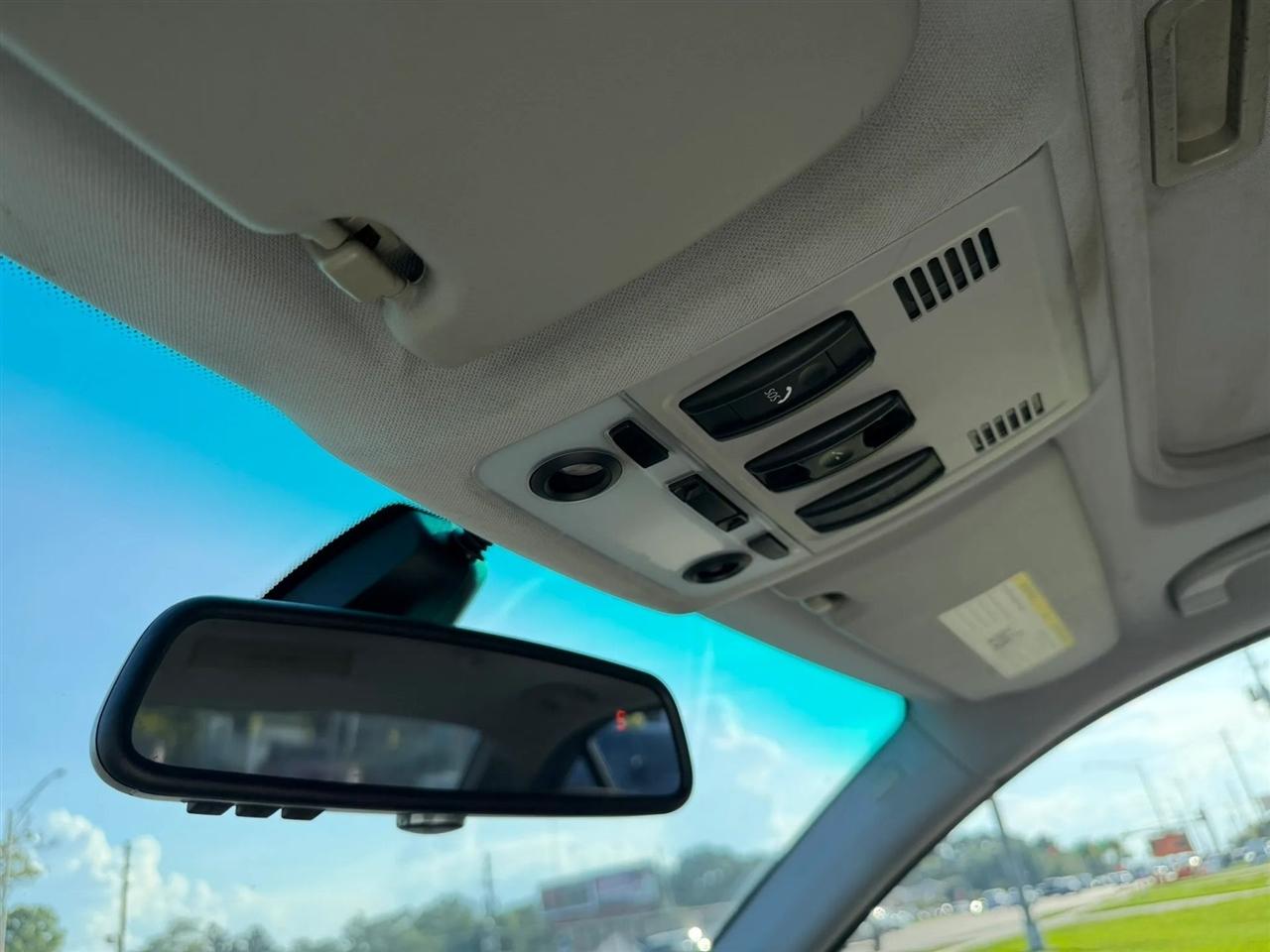 BMW 3-Series 328i xDrive 2011