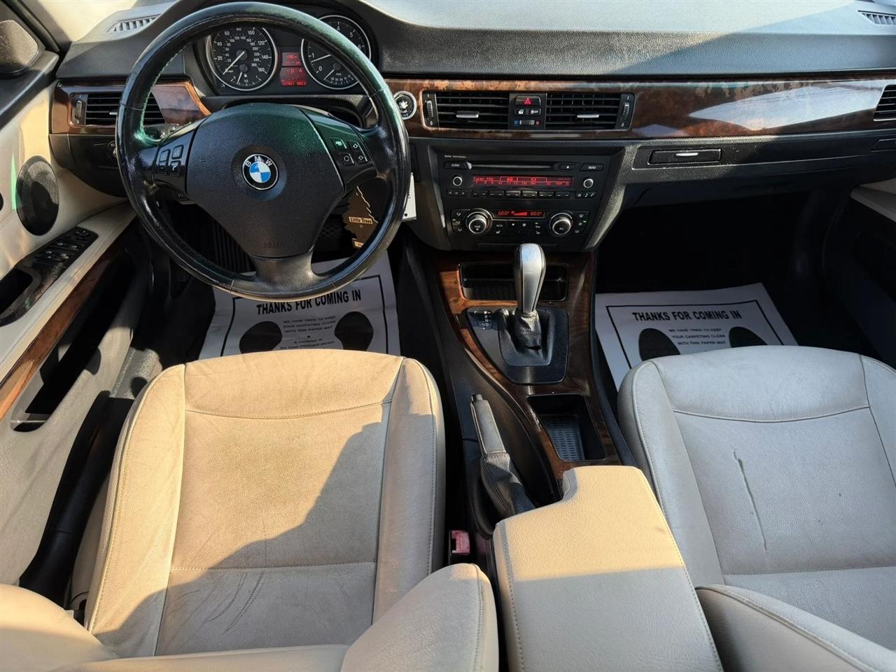 BMW 3-Series 328i xDrive 2011