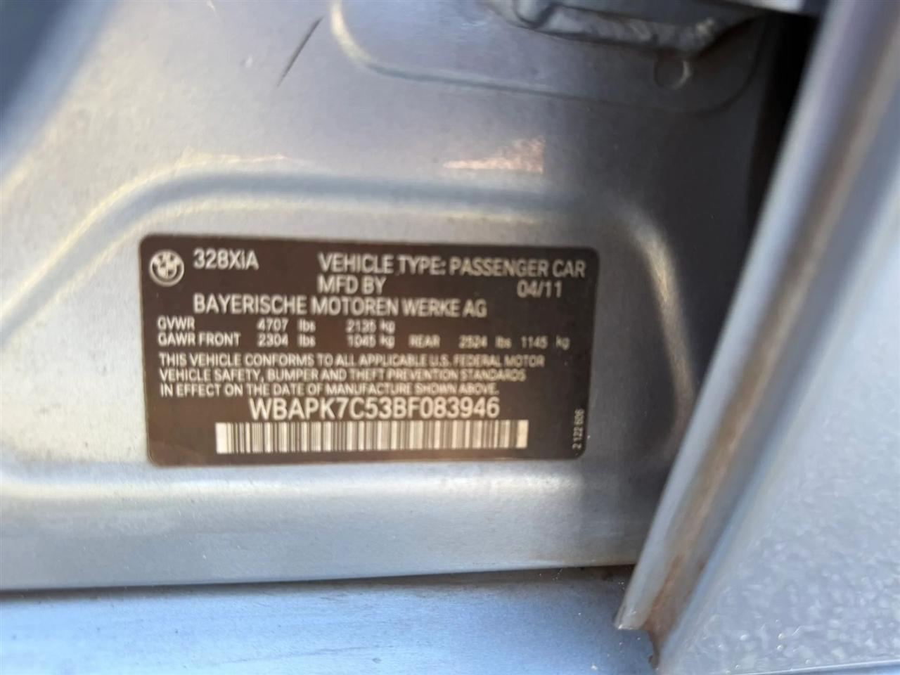 BMW 3-Series 328i xDrive 2011