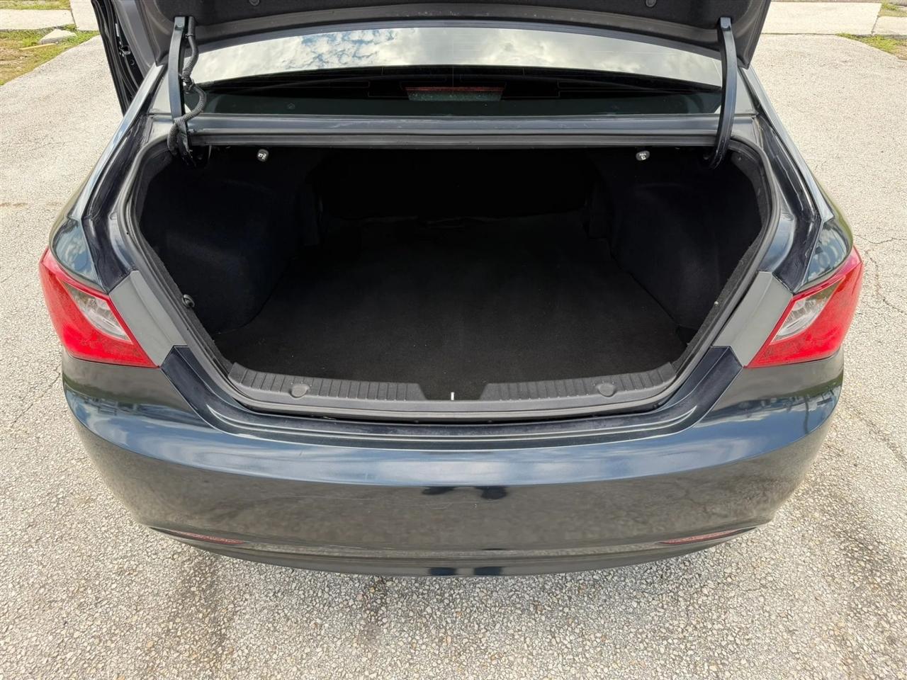 Hyundai Sonata GLS Auto 2011