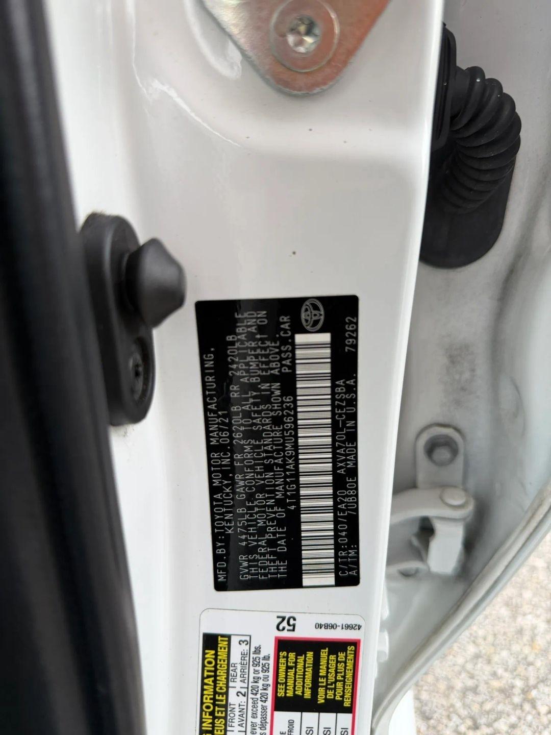 Toyota Camry SE 2021
