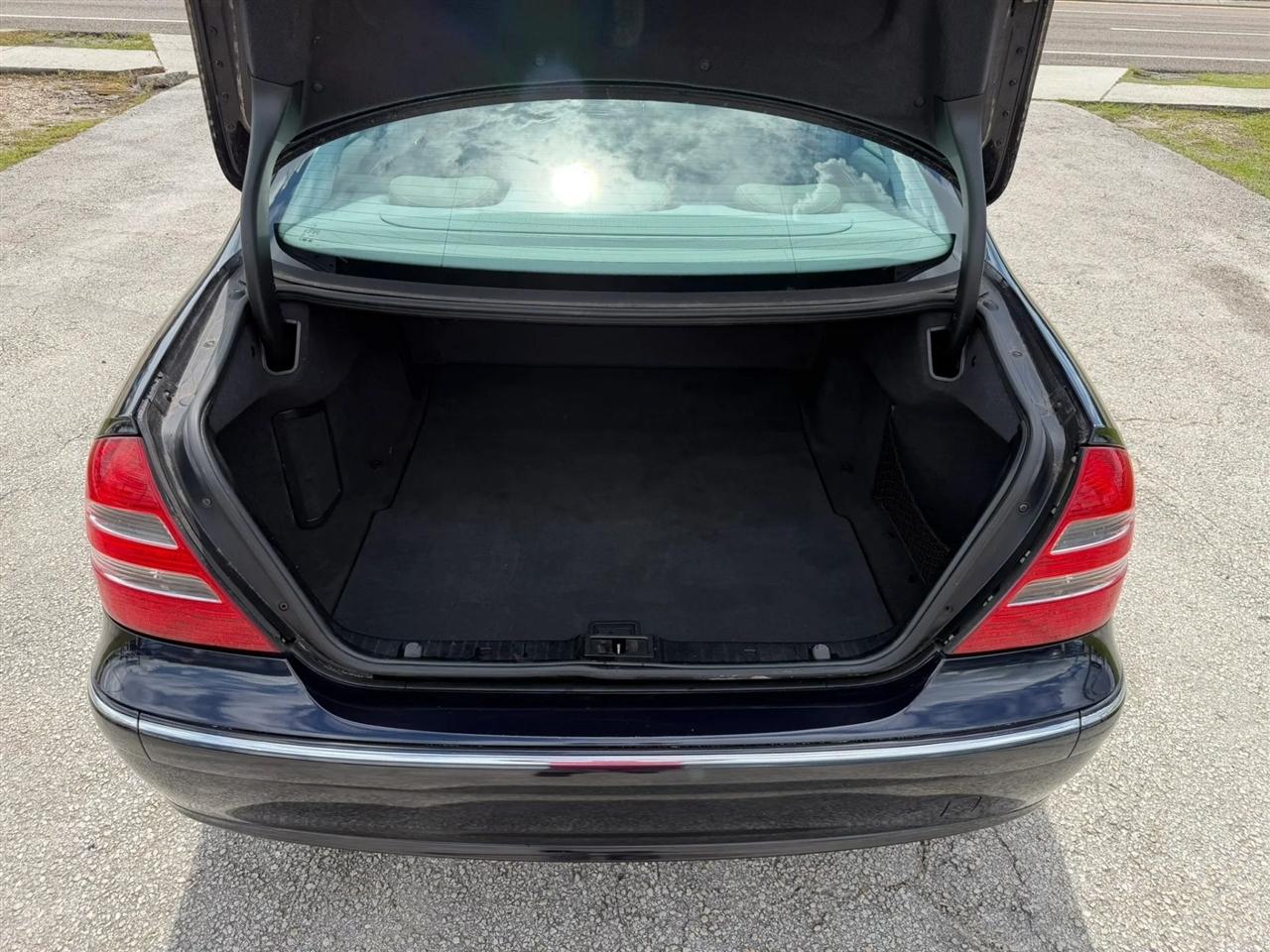 Mercedes-Benz E-Class E320 2004
