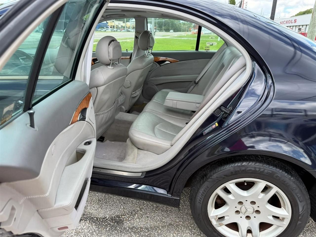 Mercedes-Benz E-Class E320 2004
