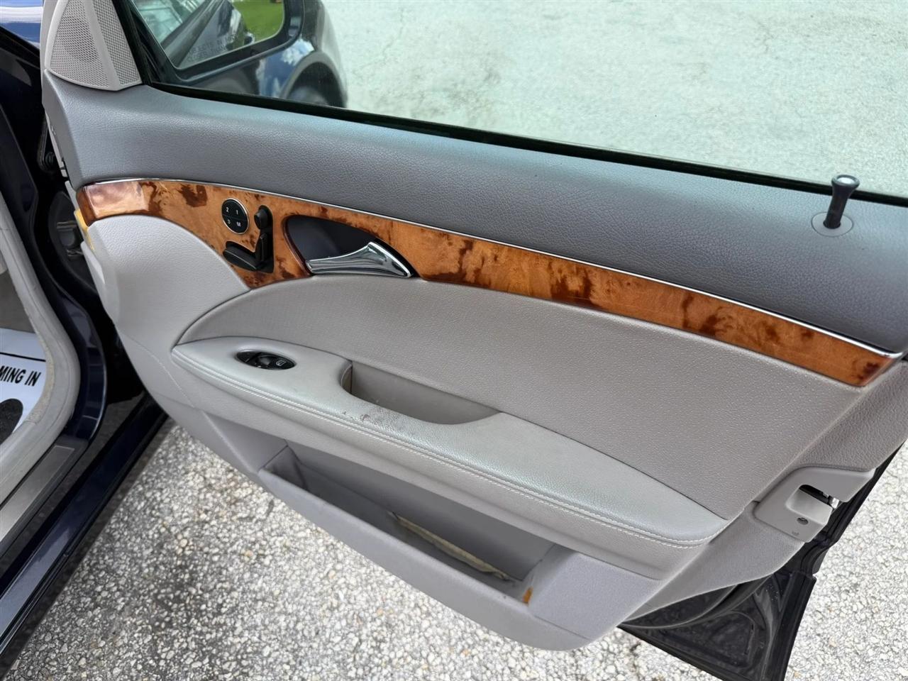 Mercedes-Benz E-Class E320 2004