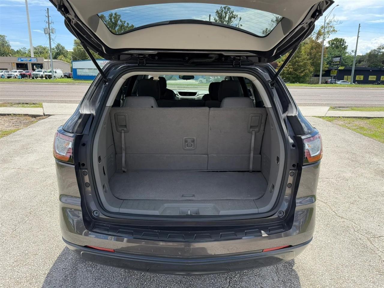 Chevrolet Traverse LS FWD 2017