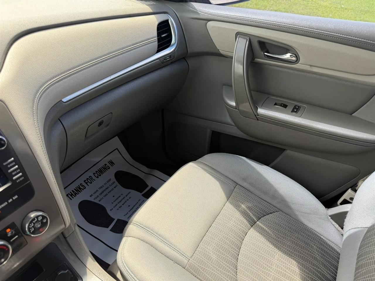 Chevrolet Traverse LS FWD 2017
