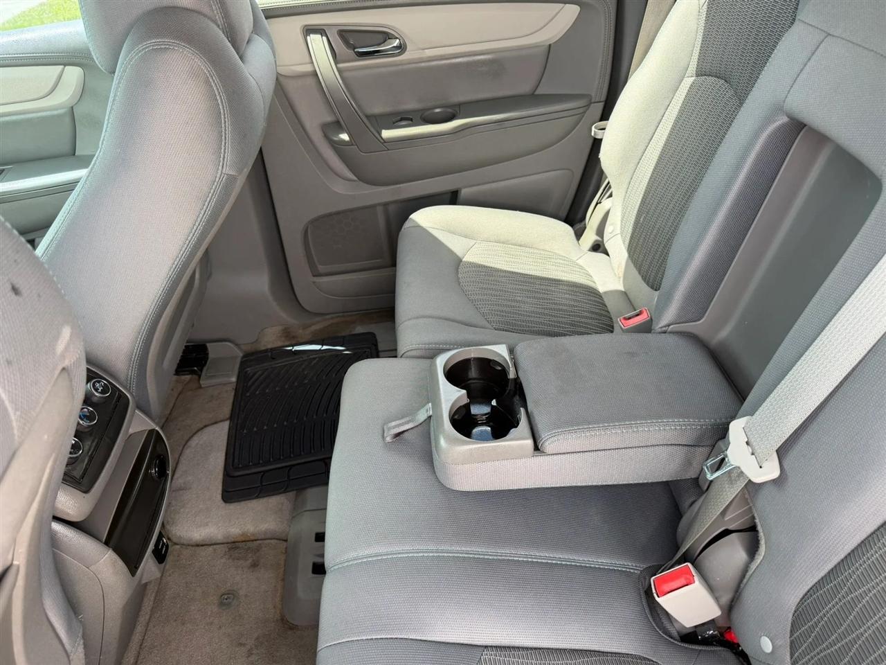 Chevrolet Traverse LS FWD 2017
