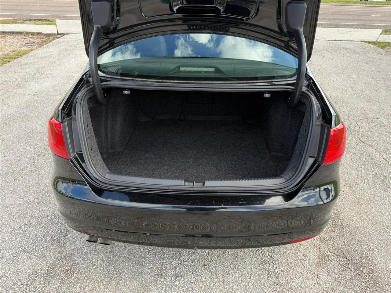Volkswagen Jetta SE 2014