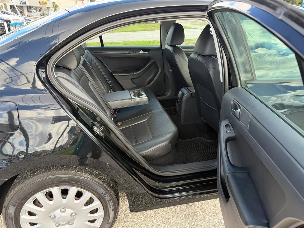 Volkswagen Jetta SE 2014