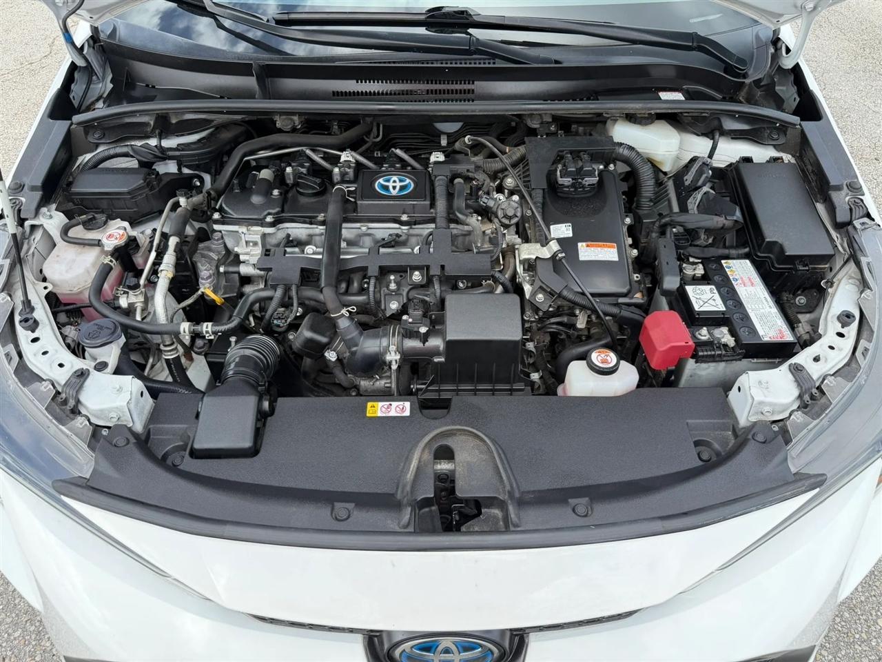 Toyota Corolla LE Hybrid 2022