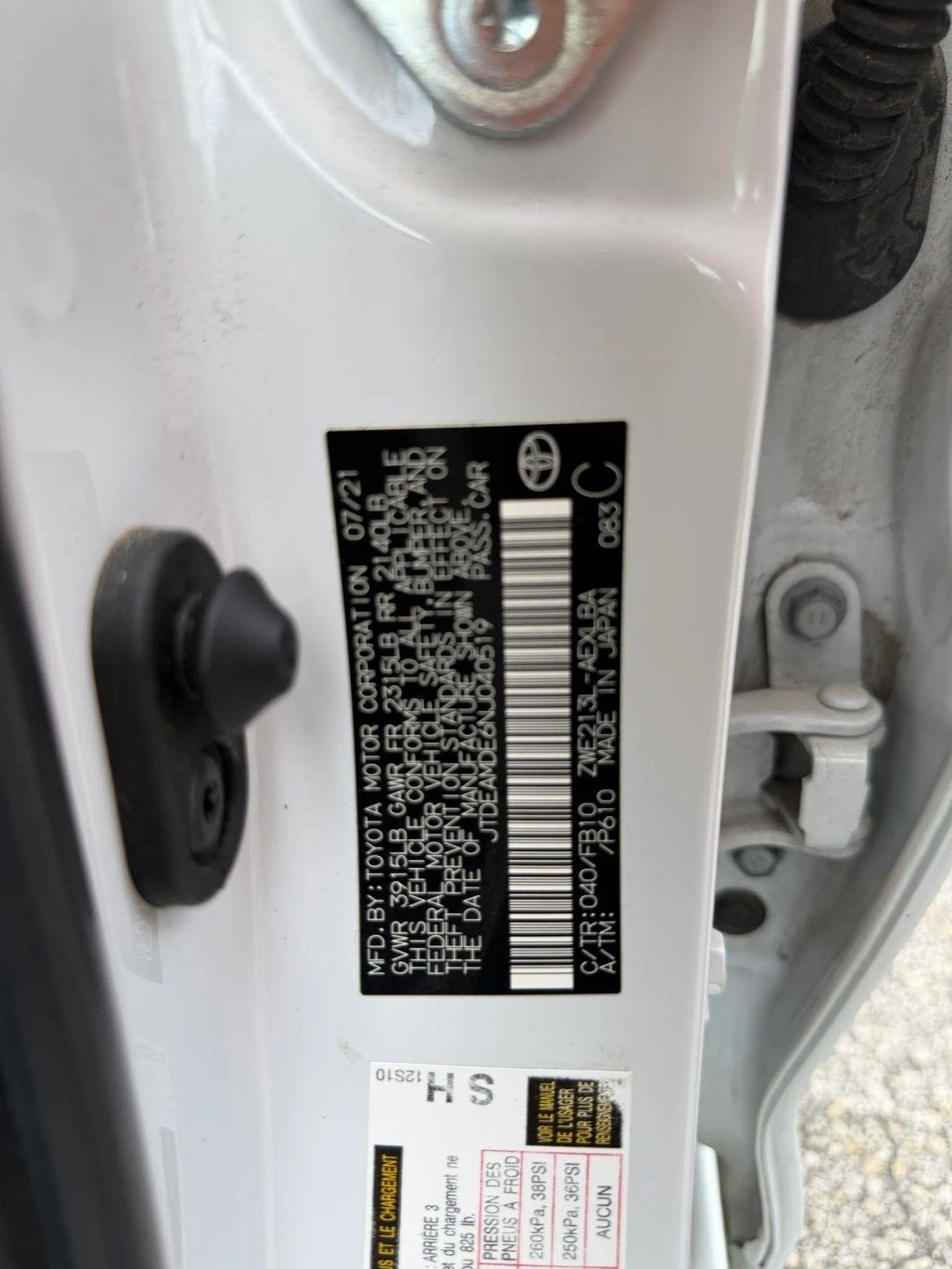 Toyota Corolla LE Hybrid 2022