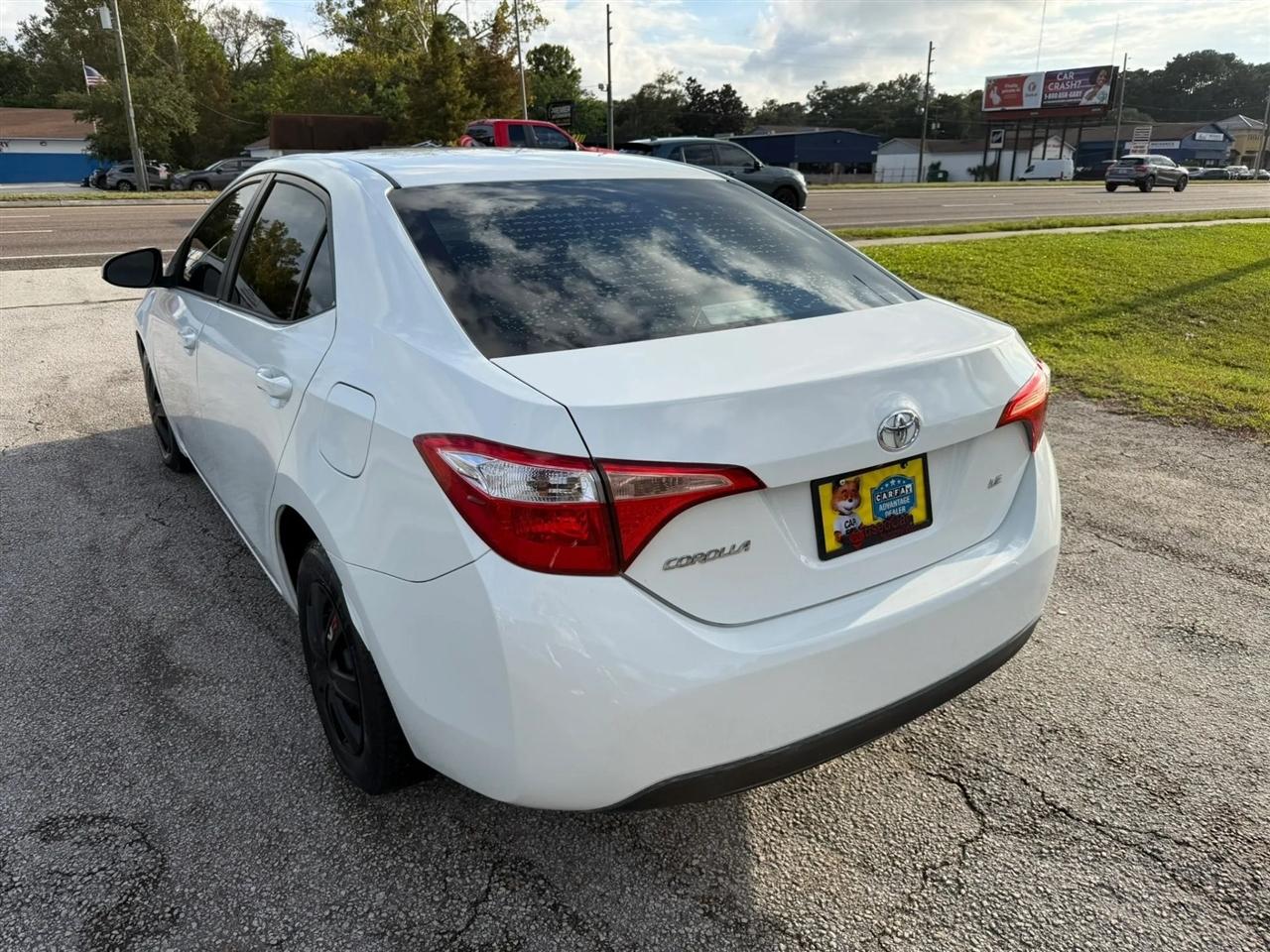 Toyota Corolla L 4-Speed AT 2016