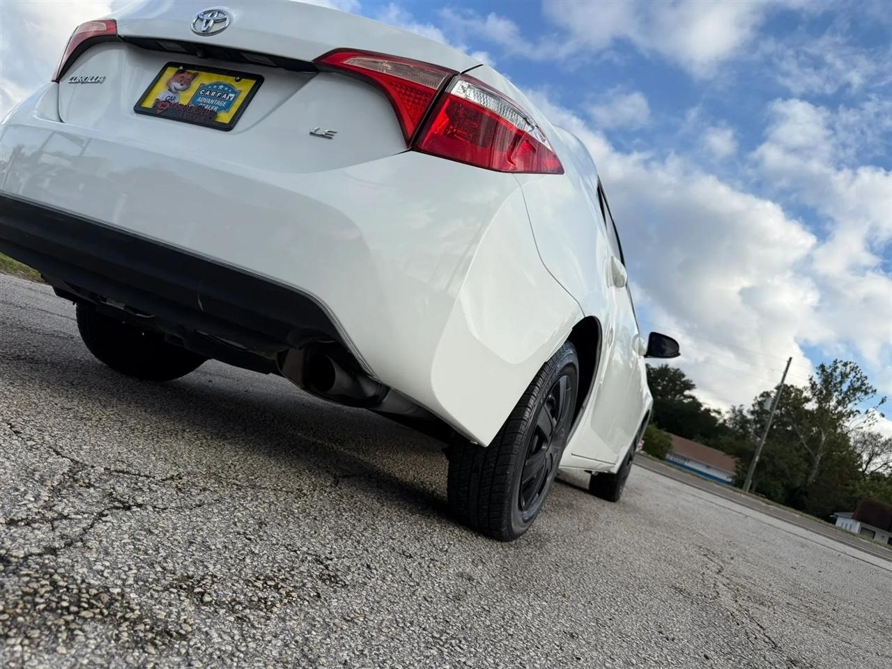 Toyota Corolla L 4-Speed AT 2016