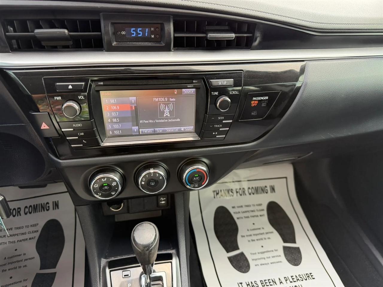 Toyota Corolla L 4-Speed AT 2016