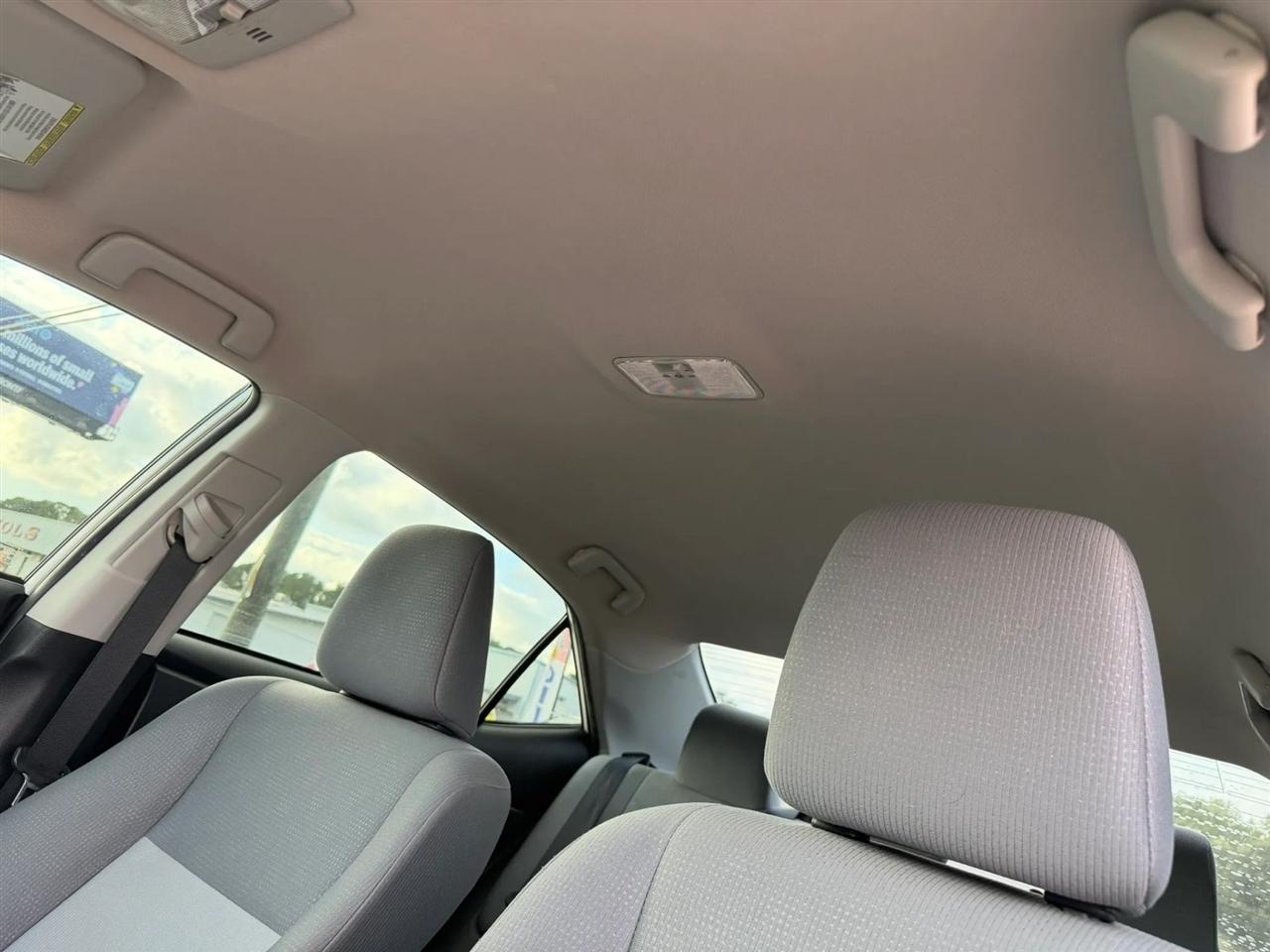 Toyota Corolla L 4-Speed AT 2016