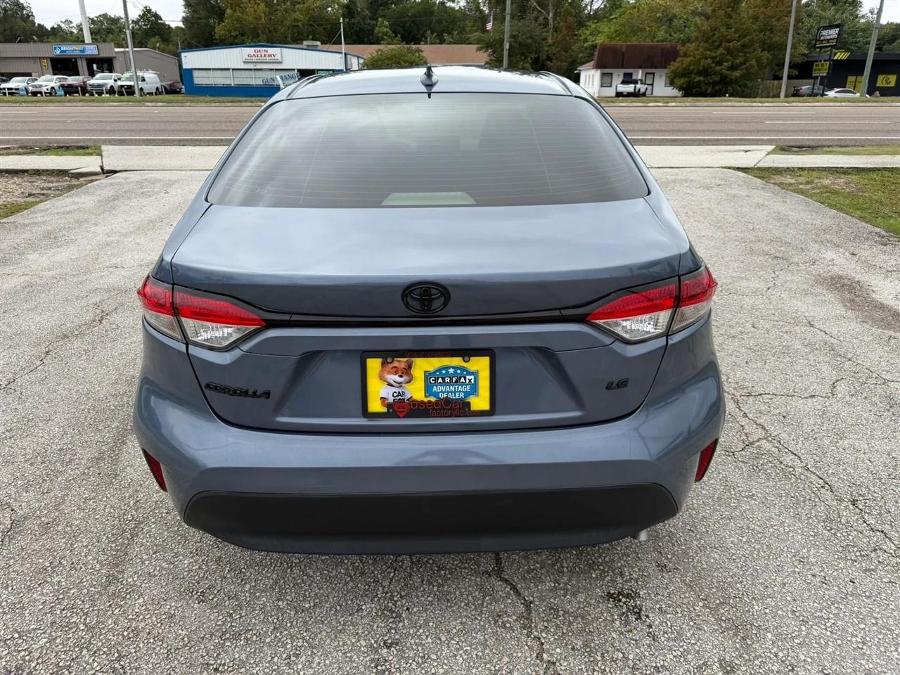 Toyota Corolla LE 2021