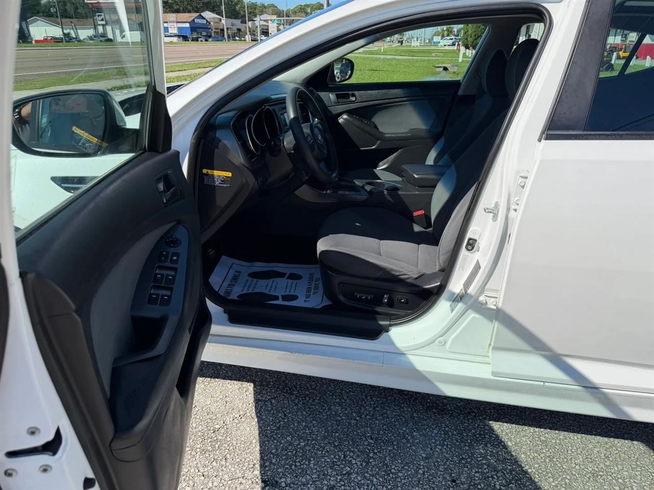 Kia Optima LX 2015