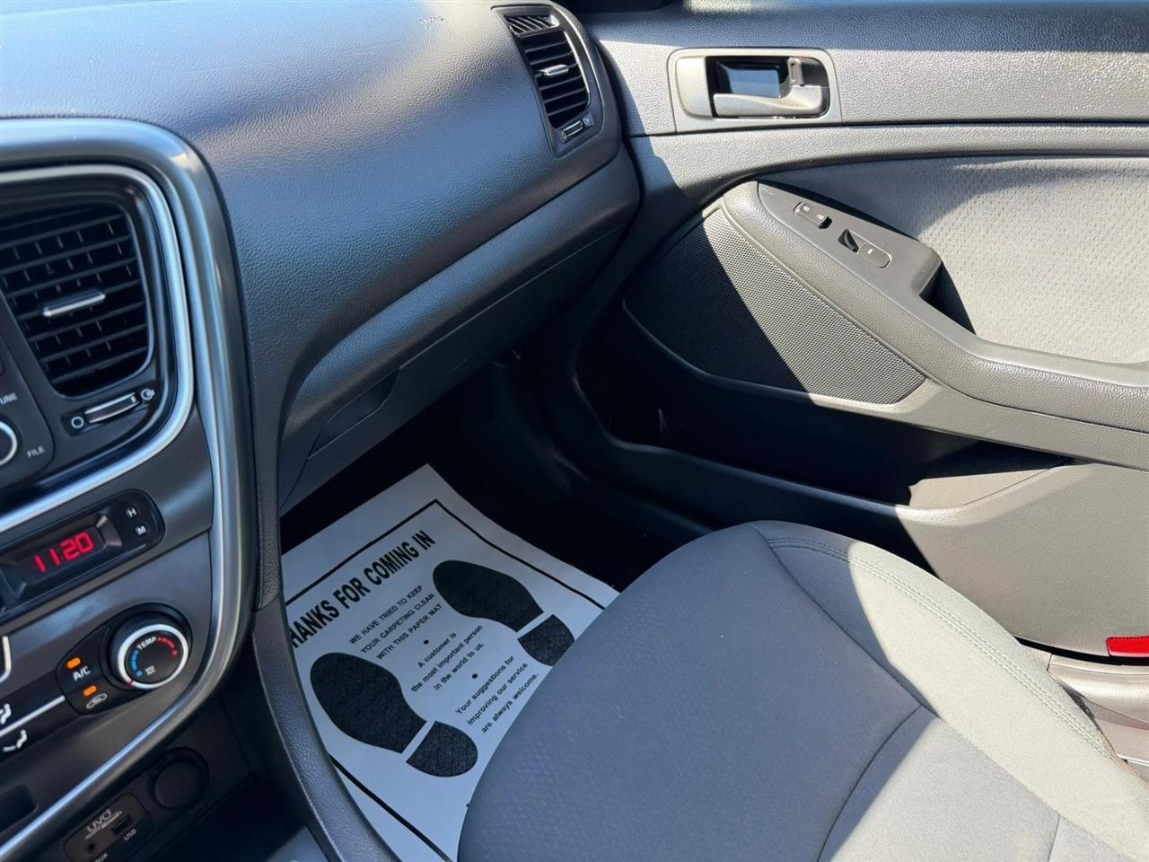 Kia Optima LX 2015