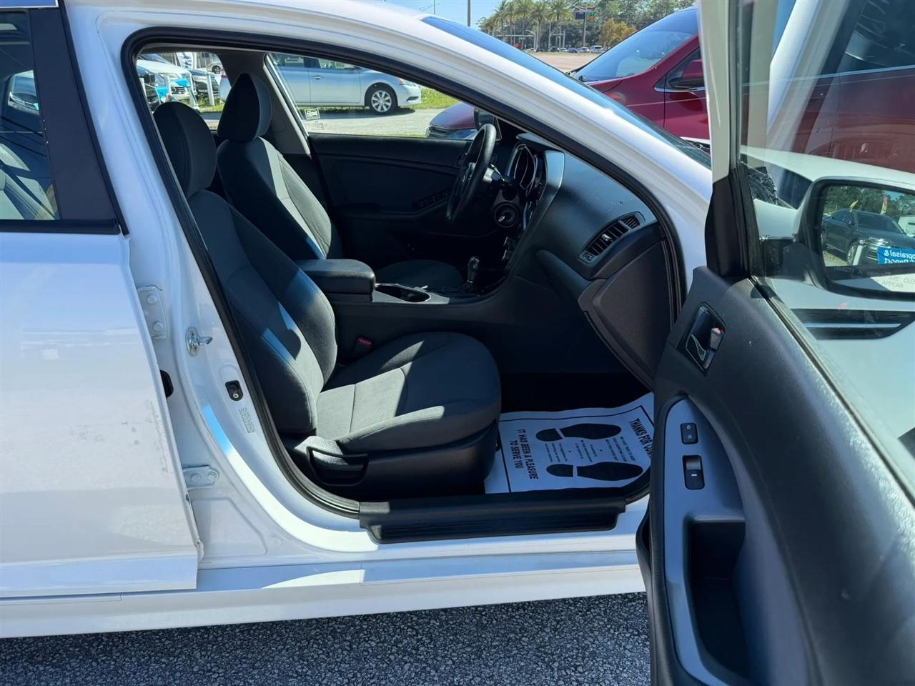 Kia Optima LX 2015