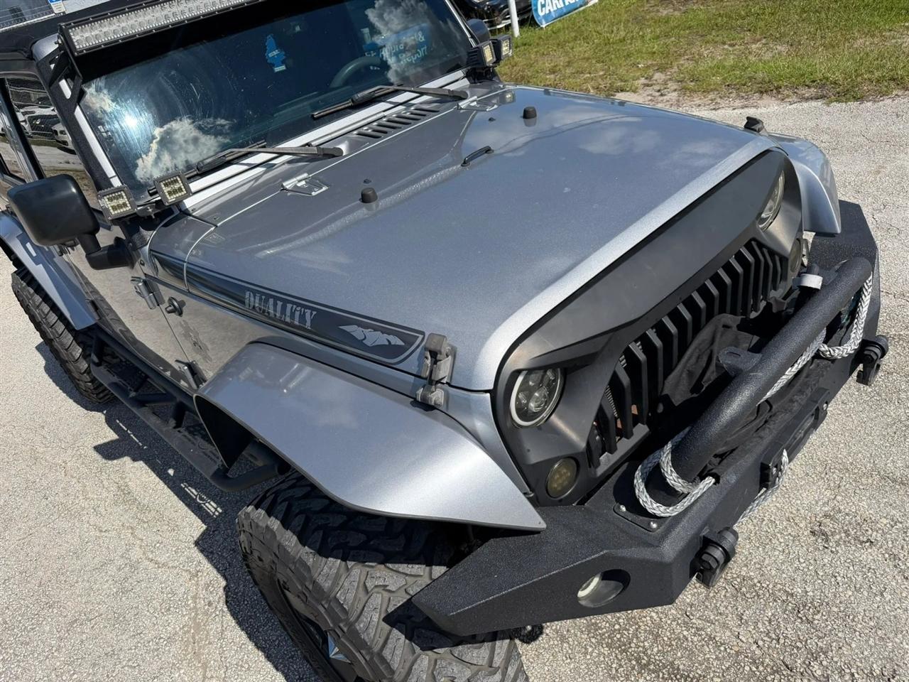 Jeep Wrangler Unlimited Sahara 4WD 2016