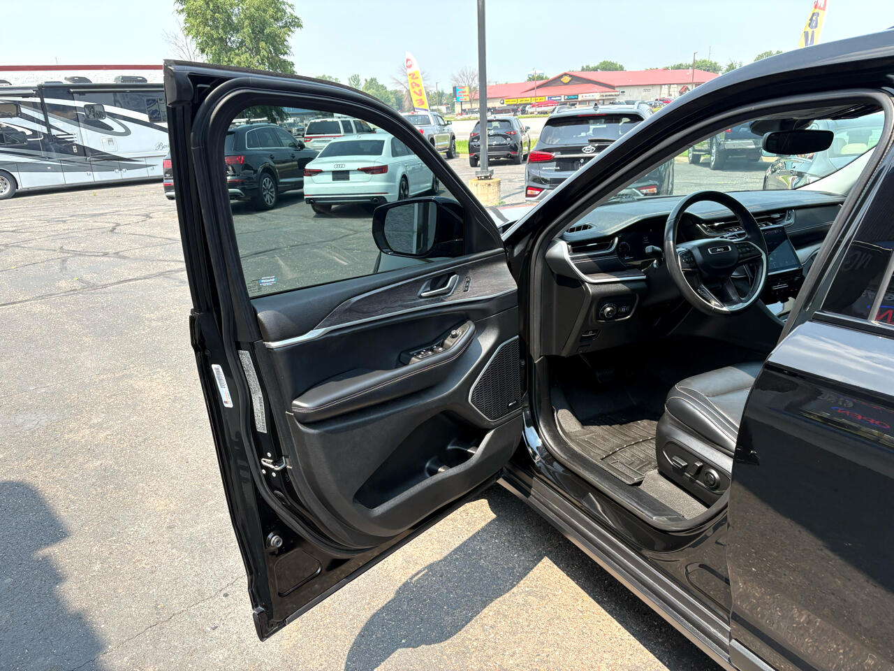 Jeep Grand Cherokee L Limited 4x4 2021 Jeep Grand Cherokee L Limited 4x4 2021