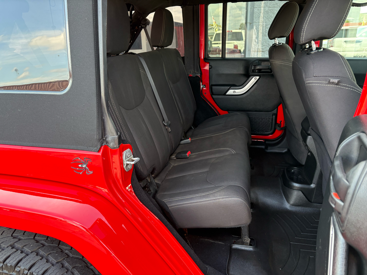 Jeep Wrangler JK Unlimited Sahara 4x4 2018 Jeep Wrangler JK Unlimited Sahara 4x4 2018
