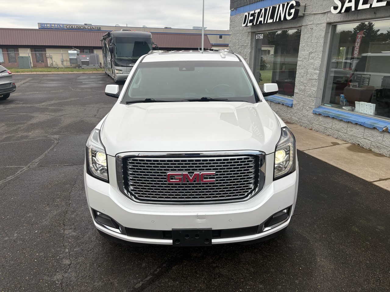 GMC Yukon XL 4WD 4dr Denali 2016 GMC Yukon XL 4WD 4dr Denali 2016