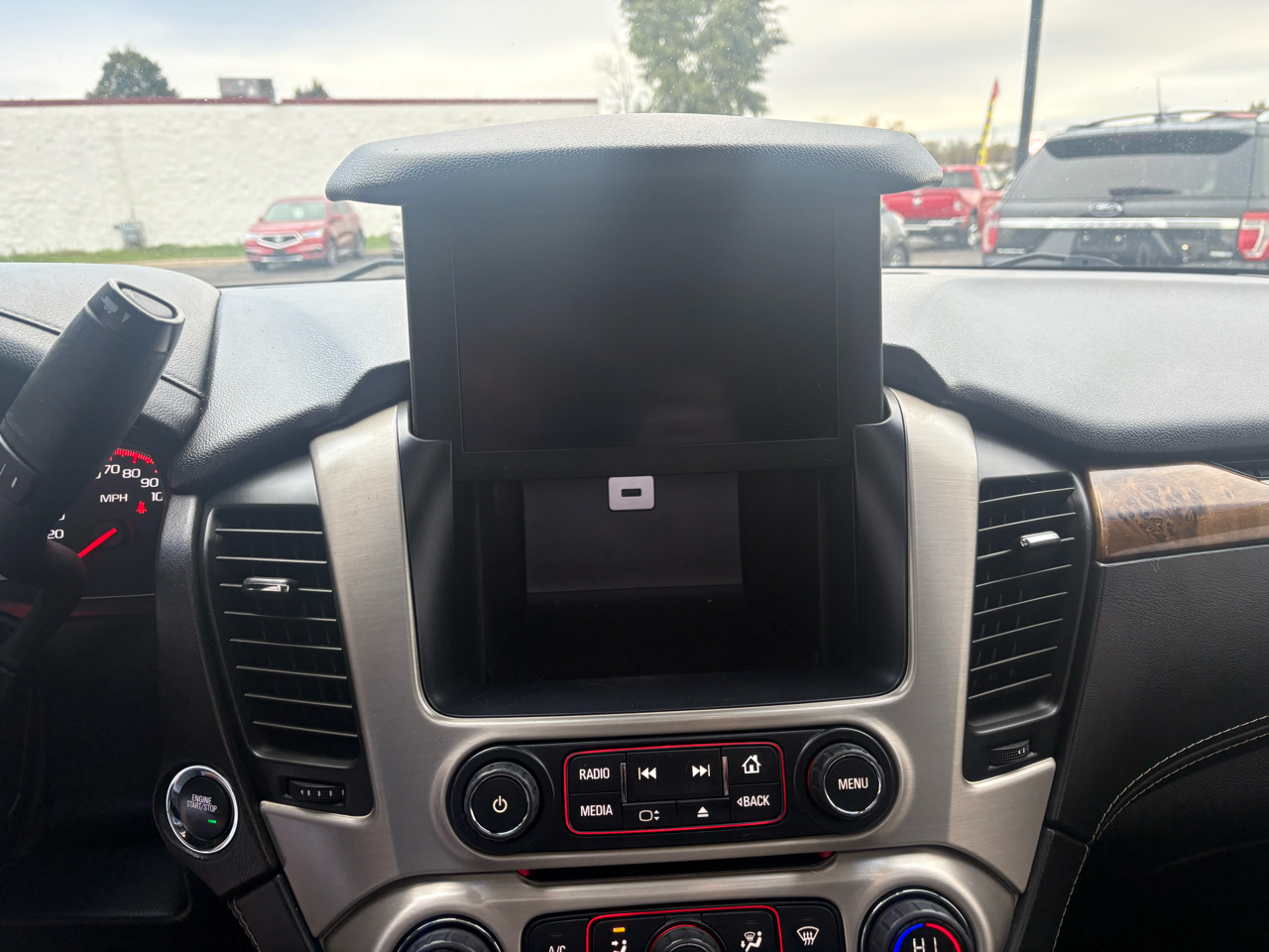 GMC Yukon XL 4WD 4dr Denali 2016 GMC Yukon XL 4WD 4dr Denali 2016