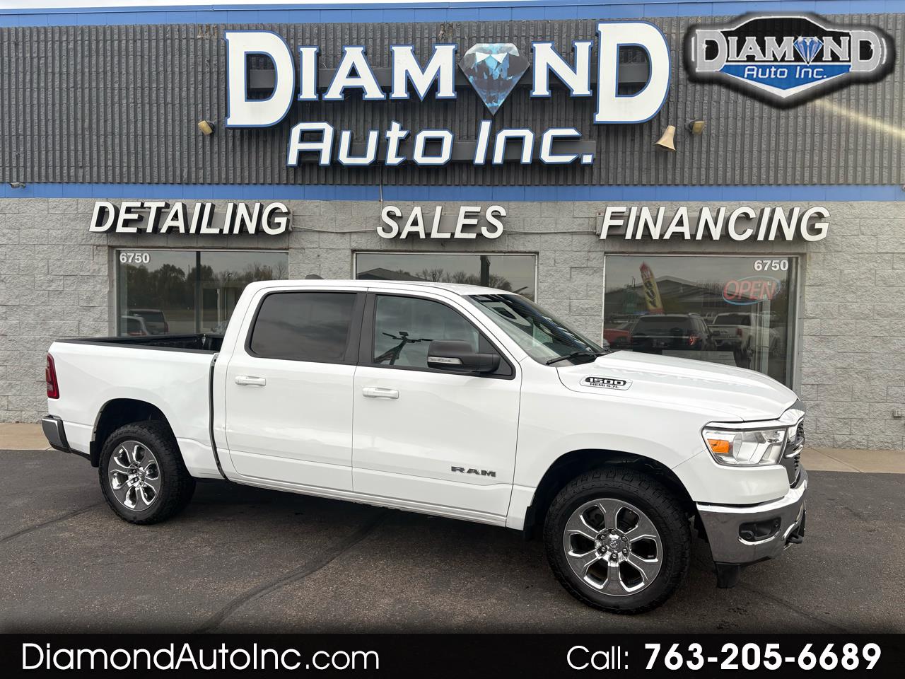 RAM 1500 Big Horn 4x4 Crew Cab 5'7" Box 2022 RAM 1500 Big Horn 4x4 Crew Cab 5'7" Box 2022