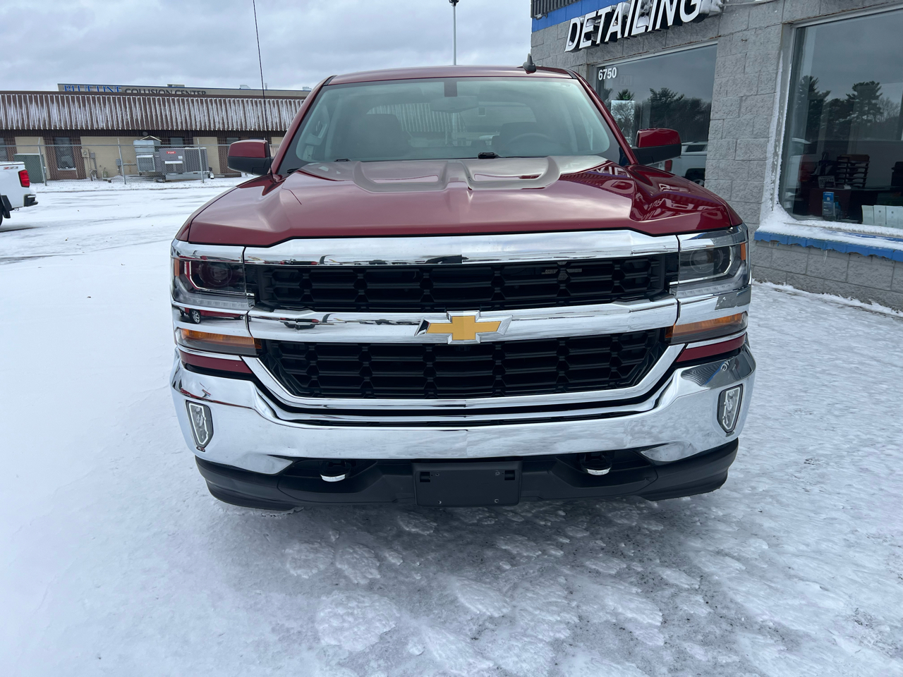 Chevrolet Silverado 1500 4WD Crew Cab 143.5" LT w/1LT 2018