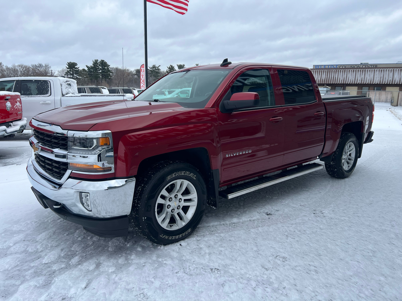 2018 Chevrolet Silverado 1500 photo 2