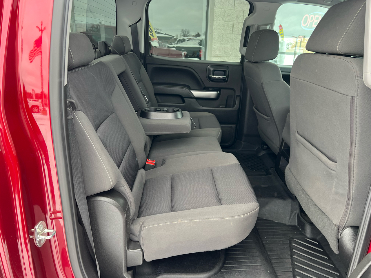 Chevrolet Silverado 1500 4WD Crew Cab 143.5" LT w/1LT 2018