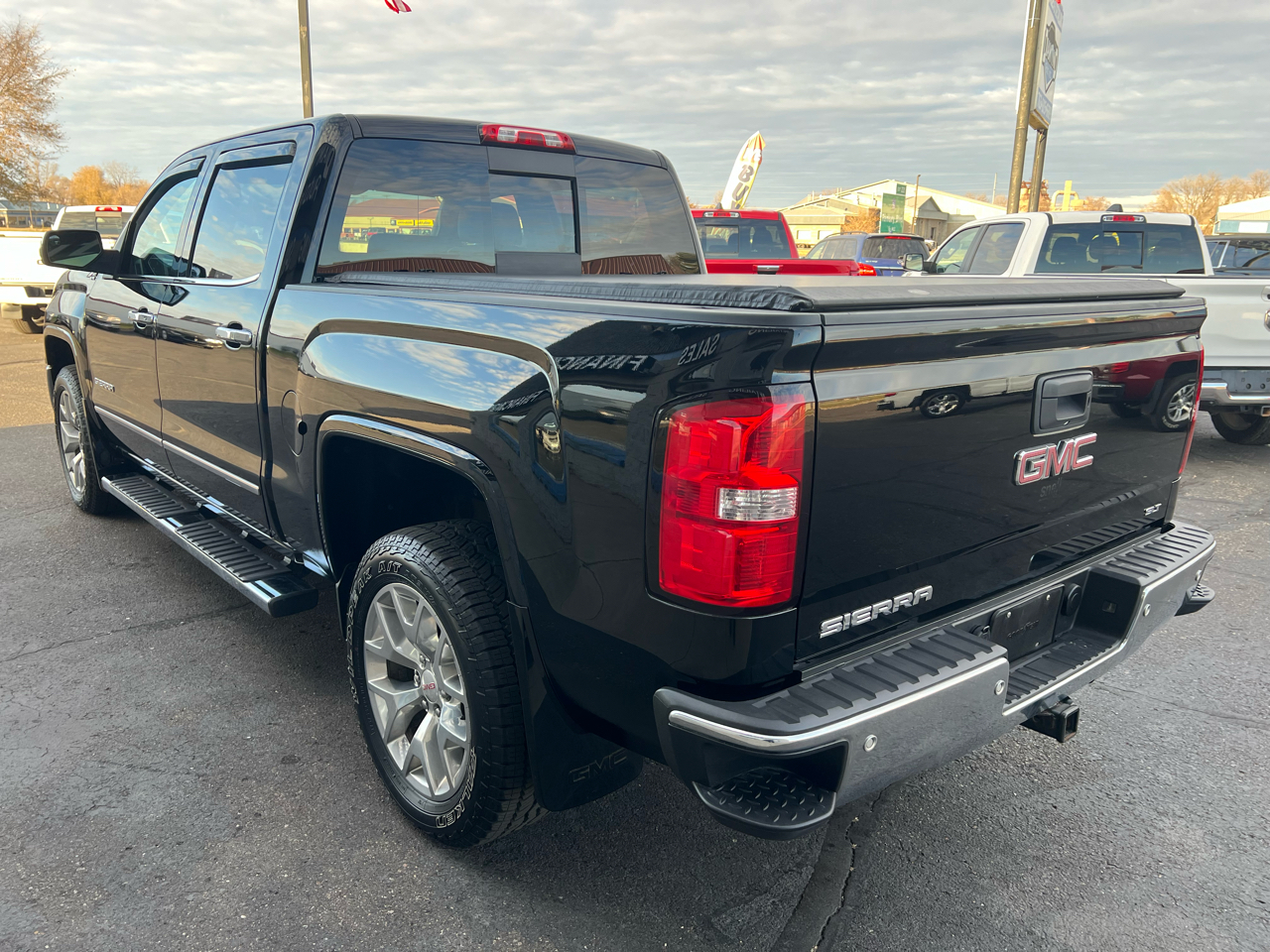 2015 Gmc Sierra 1500 SLT photo 3