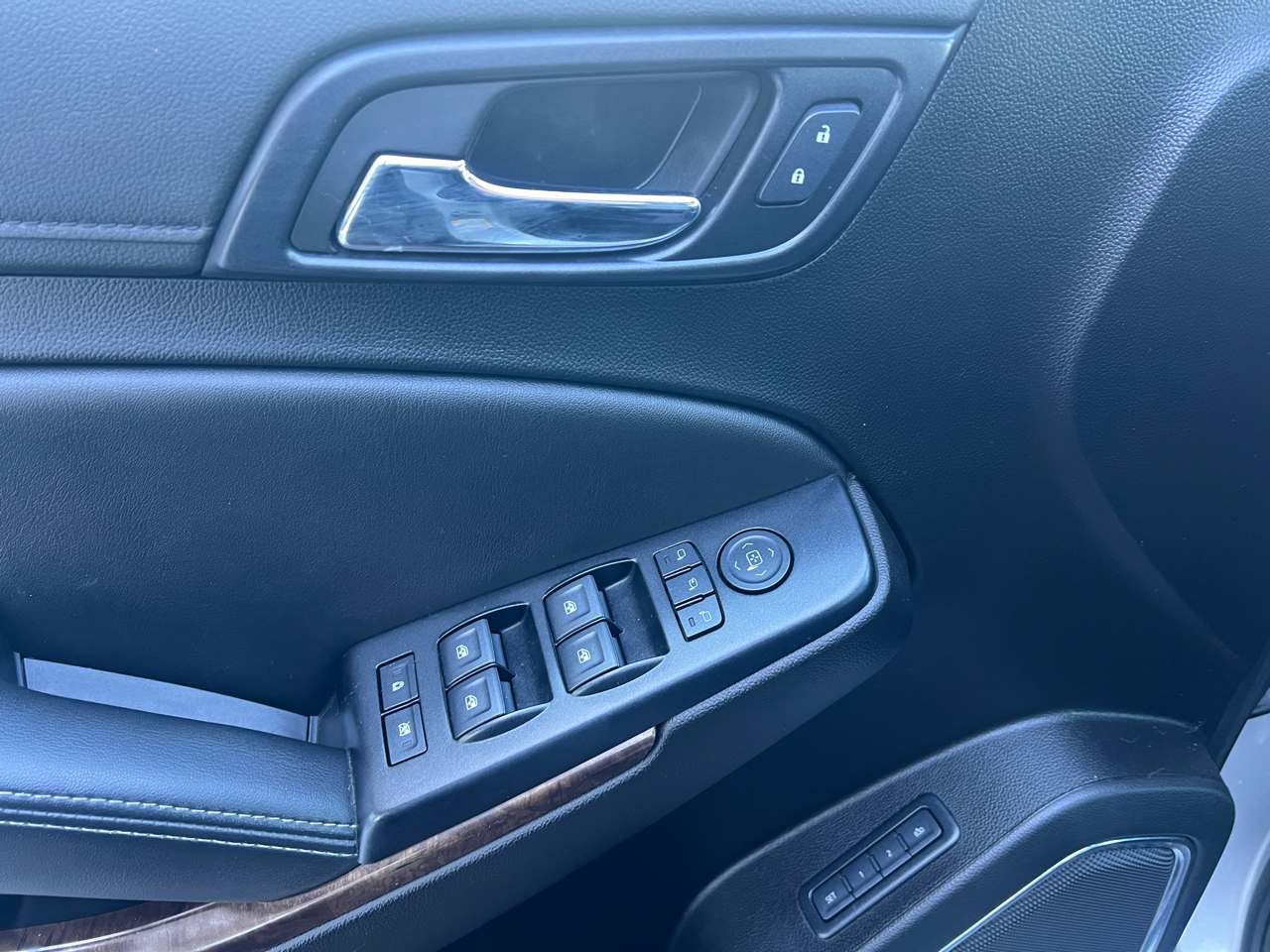 Chevrolet Tahoe 4WD 4dr LT 2020