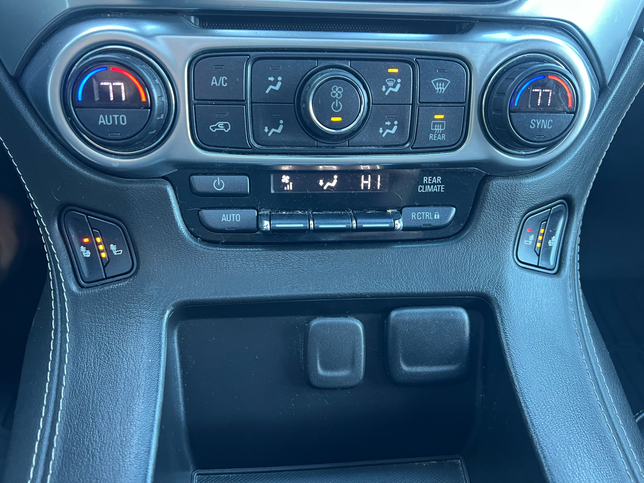 Chevrolet Tahoe 4WD 4dr LT 2020