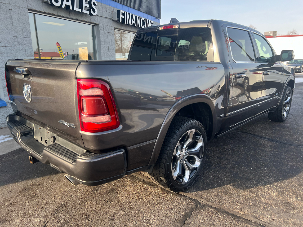 RAM 1500 Limited 4x4 Crew Cab 5'7" Box 2019