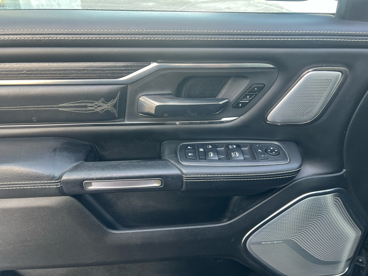 RAM 1500 Limited 4x4 Crew Cab 5'7" Box 2019