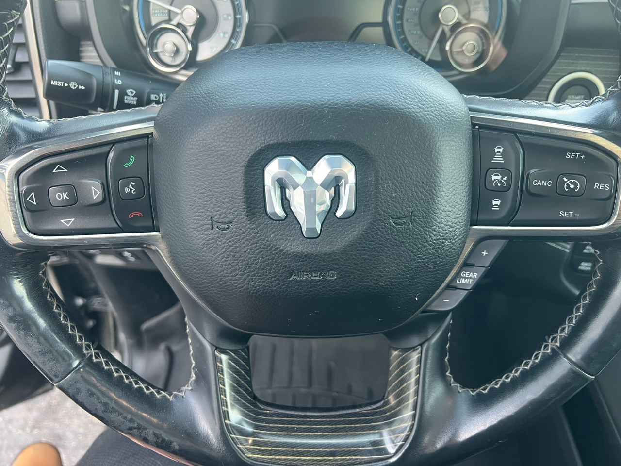 RAM 1500 Limited 4x4 Crew Cab 5'7" Box 2019