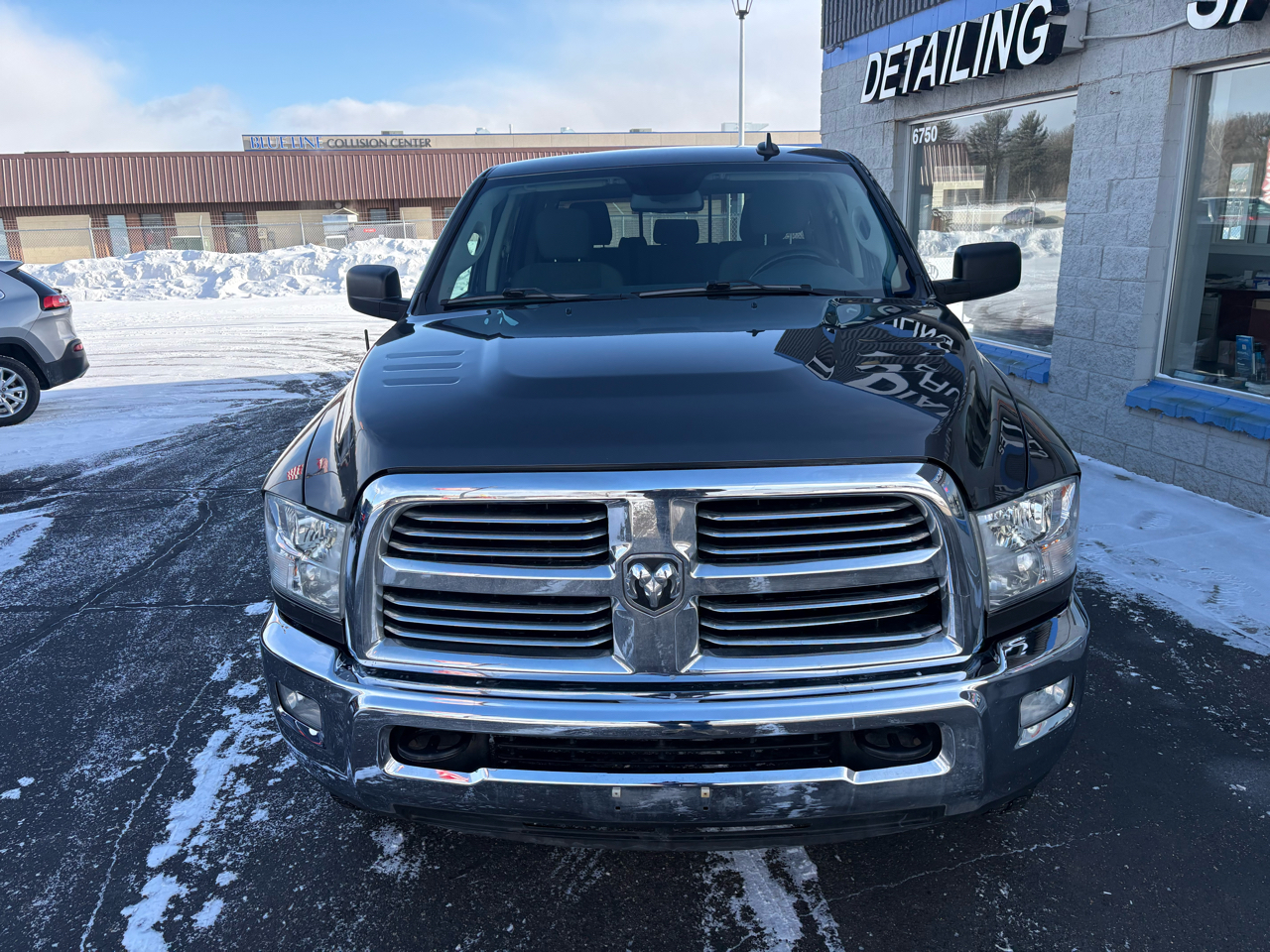 RAM 2500 4WD Mega Cab 160.5" Big Horn 2016