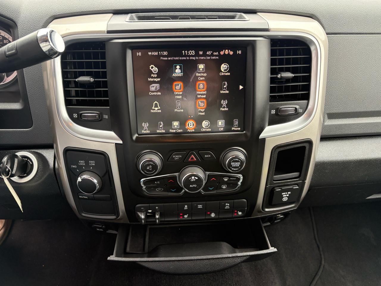 RAM 2500 4WD Mega Cab 160.5" Big Horn 2016