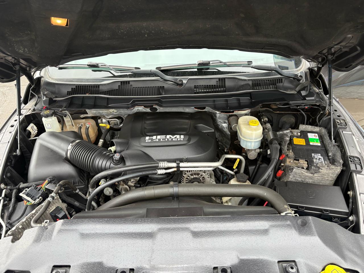 RAM 2500 4WD Mega Cab 160.5" Big Horn 2016