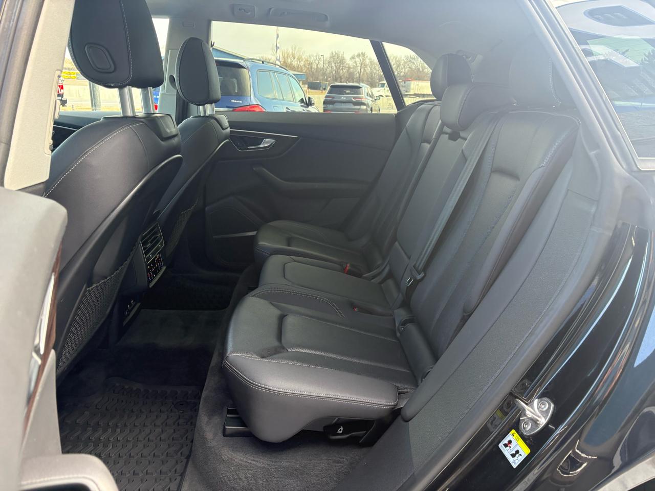 Audi Q8 Premium Plus 55 TFSI quattro 2020