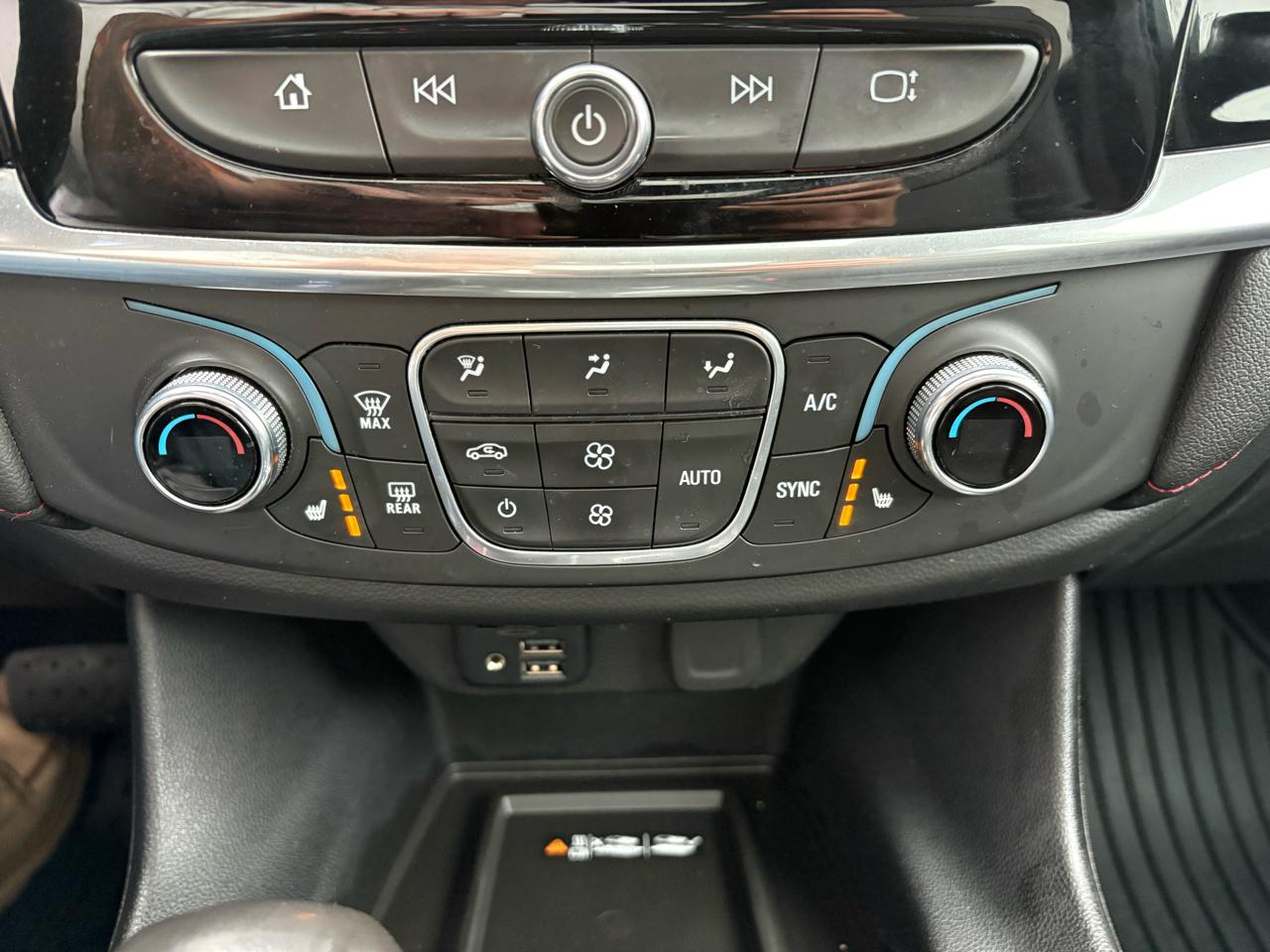 Chevrolet Traverse AWD 4dr RS 2022