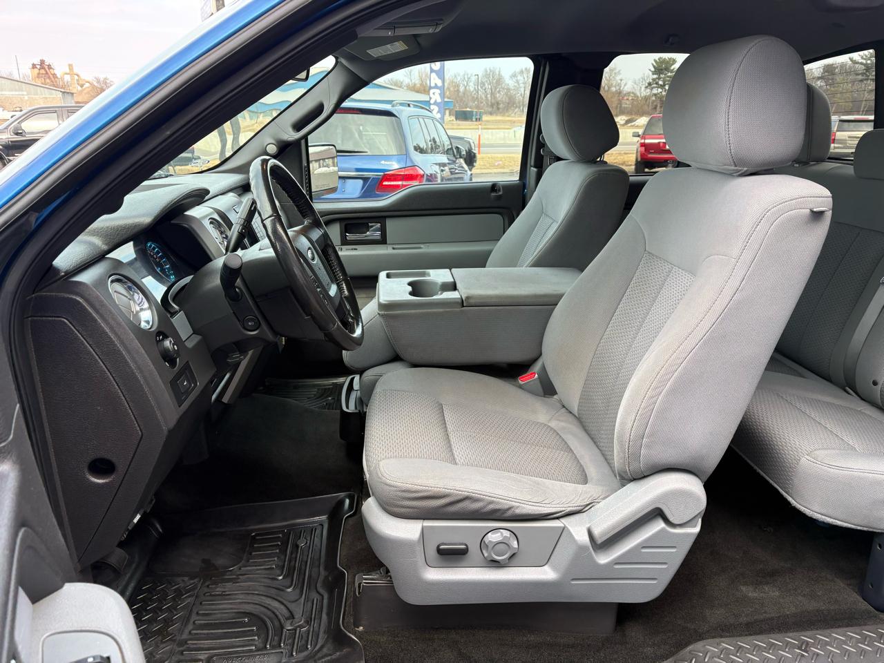 Ford F-150 4WD SuperCab 145" XLT 2013